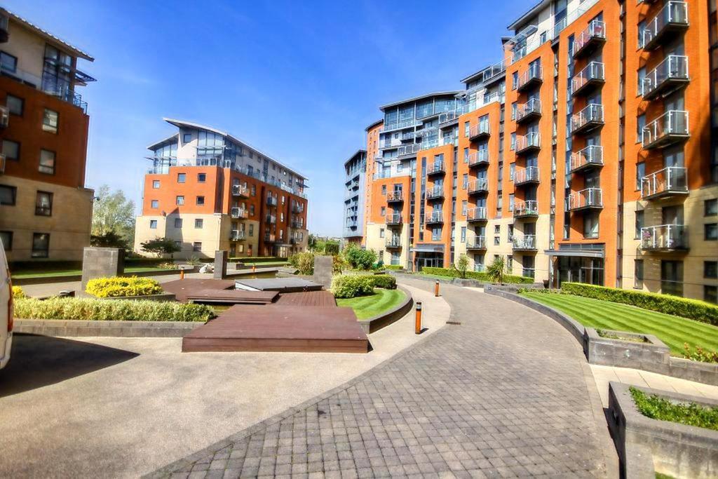 Shared Apartment - Walking From Leeds City Center Экстерьер фото