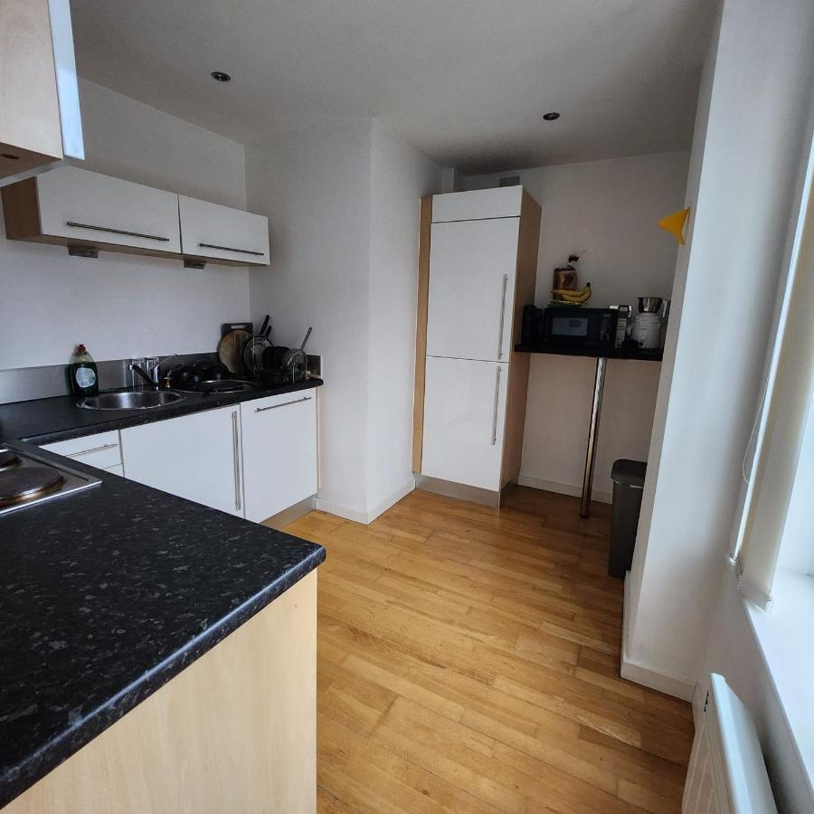 Shared Apartment - Walking From Leeds City Center Экстерьер фото