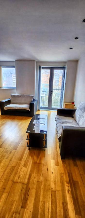 Shared Apartment - Walking From Leeds City Center Экстерьер фото