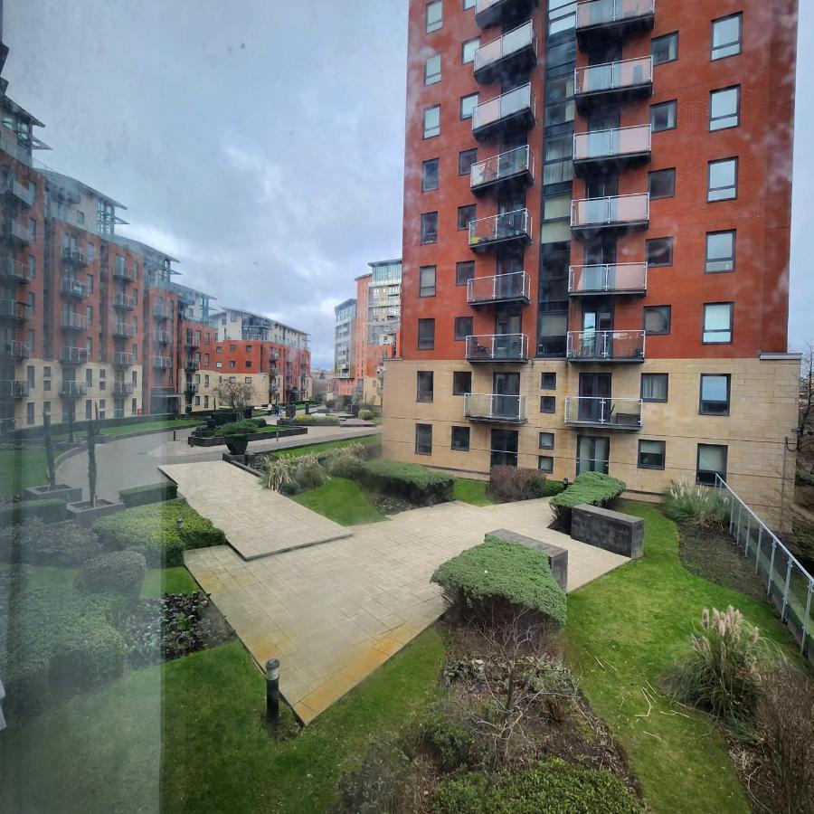 Shared Apartment - Walking From Leeds City Center Экстерьер фото